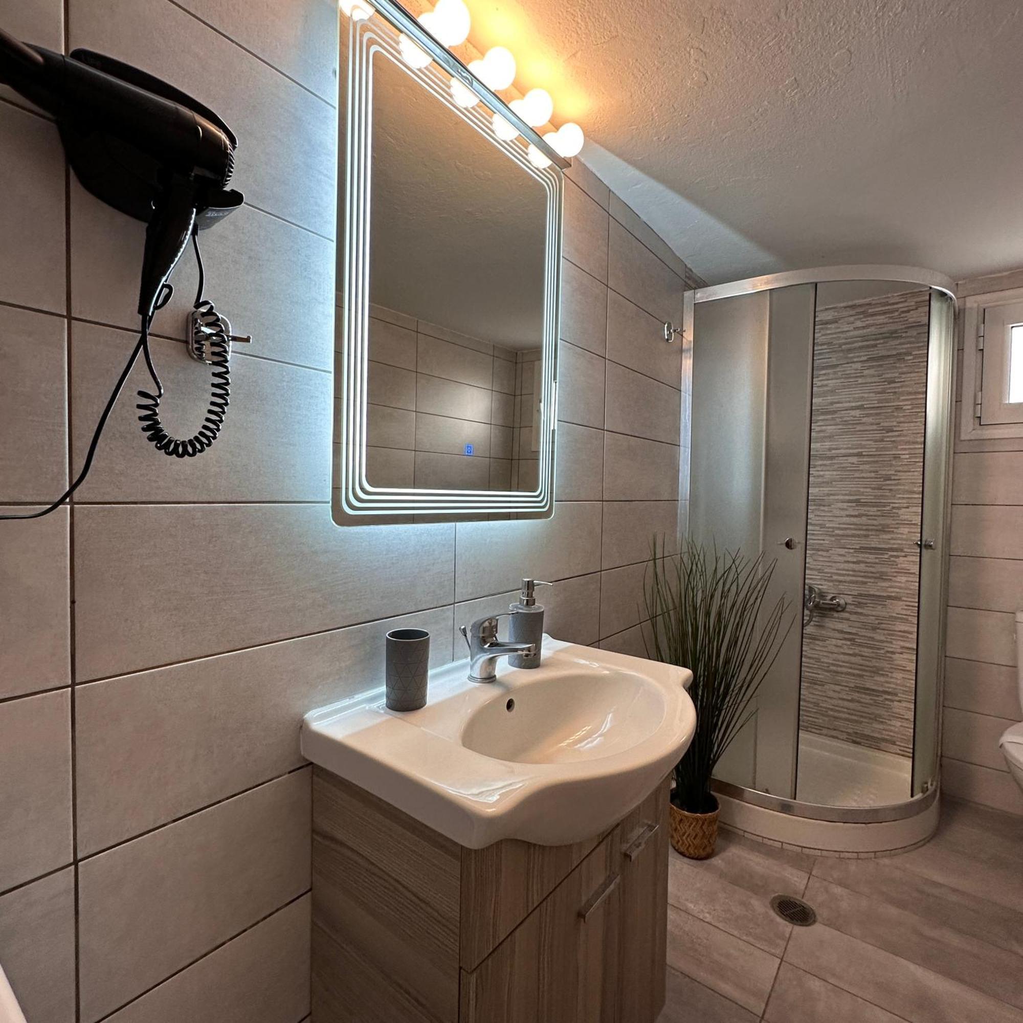 Anemome Deluxe Apartment Thessaloníki Exteriör bild