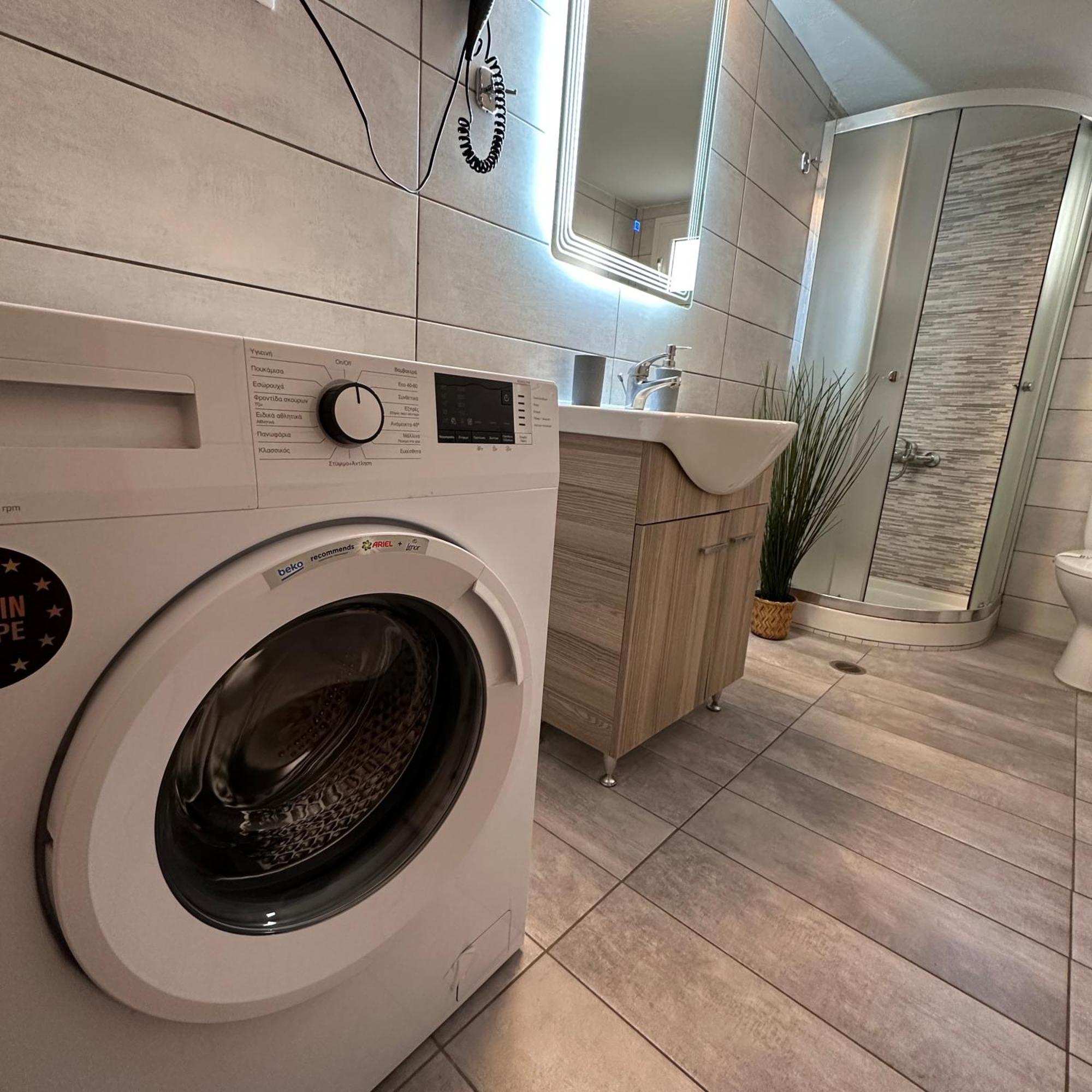 Anemome Deluxe Apartment Thessaloníki Exteriör bild